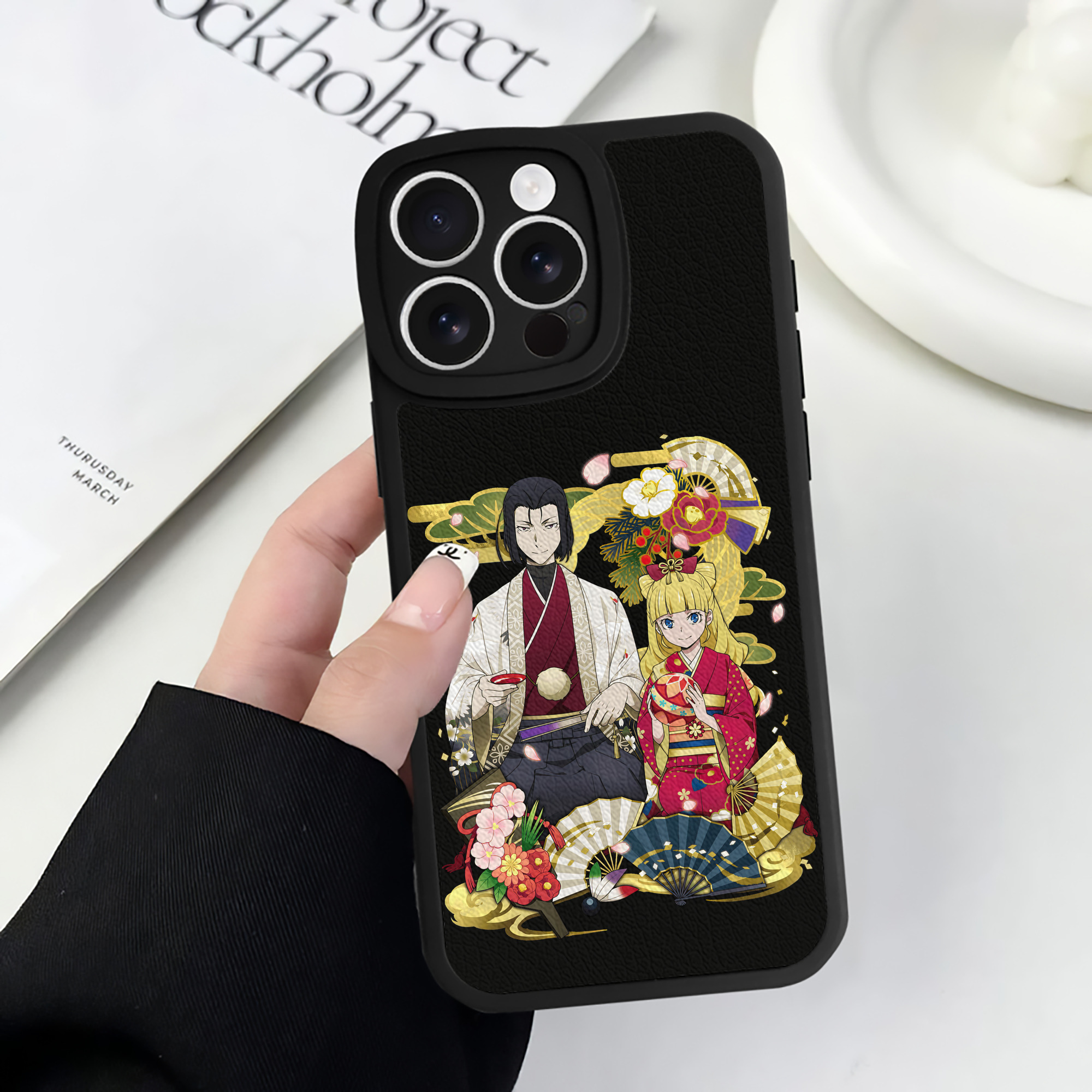 （画像用） 文豪ストレイドッグス Bungo Stray Dogs 【iPhone 16シリーズ対応】シリコンスマホケース（レザー調） 材質：シリコン
